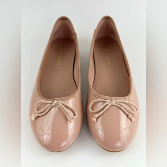 Madden Girl Beige Ballet Patent Leather Slip-On Flats, Women's size 7M, Bow Tie - Picture 3 of 9